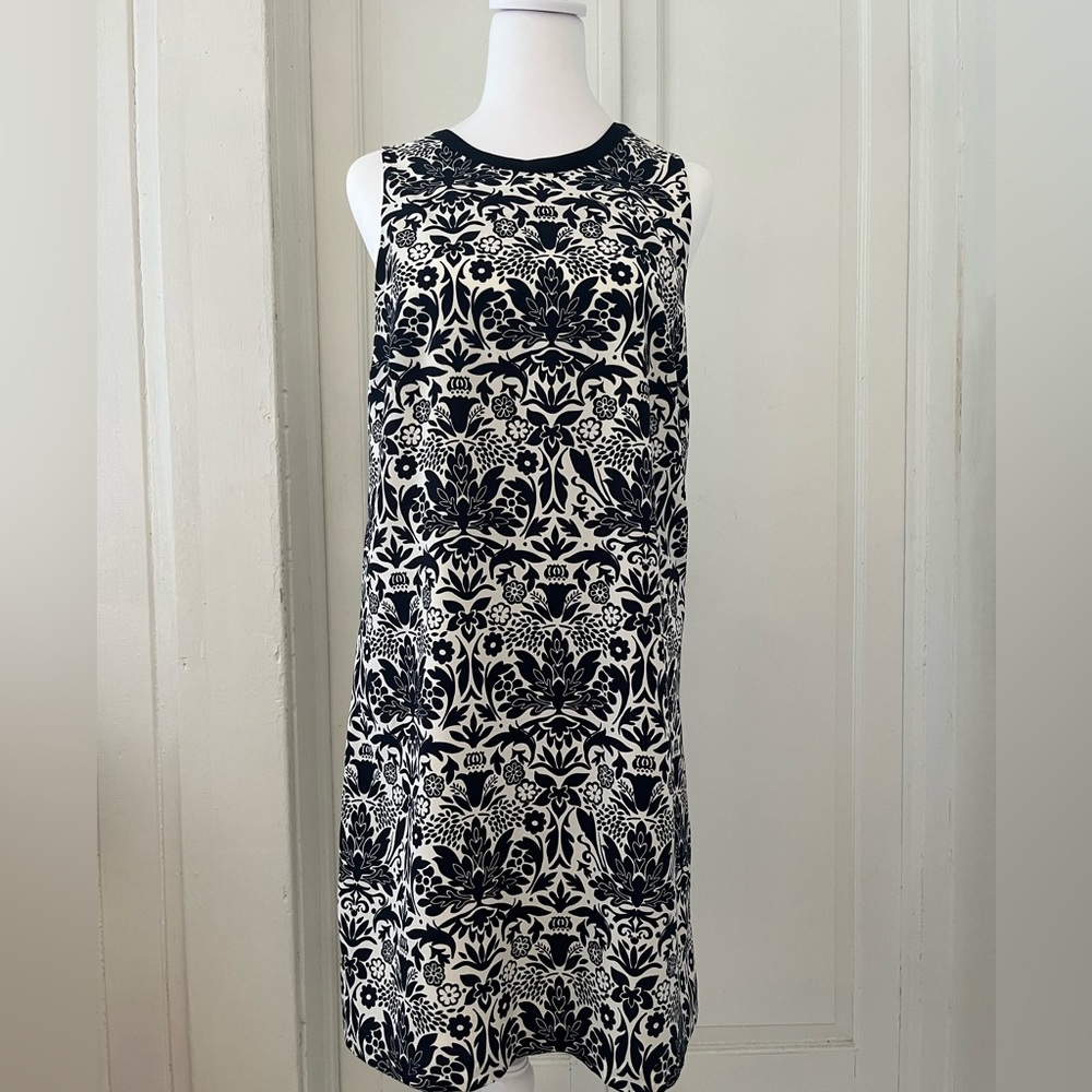 LOFT navy blue and white palace floral shift dress